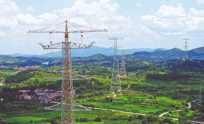 荊楚大地，特高壓工程加快推進(jìn)