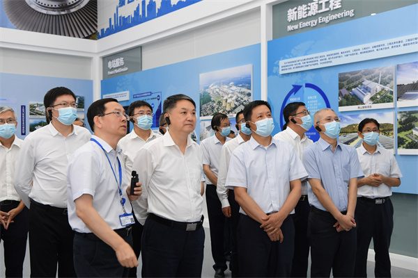 華電集團黨組書記、董事長溫樞剛與東方電氣黨組書記、董事長俞培根舉行會談