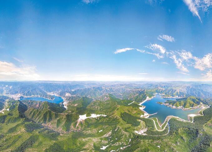 國家電網(wǎng)公司:凝心鑄魂固根本 求真務(wù)實勇?lián)? width=