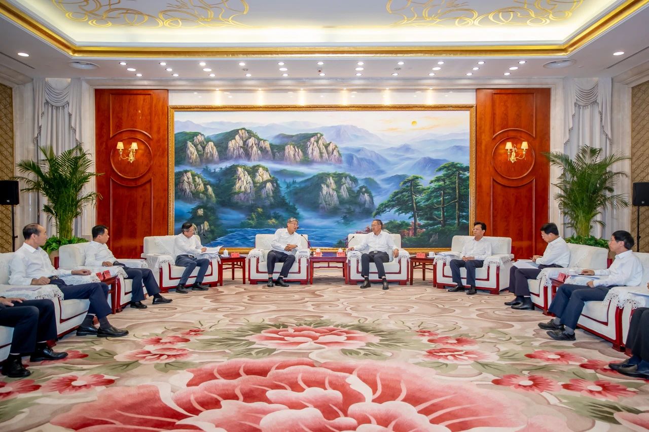 國家能源集團(tuán)董事長劉國躍、總經(jīng)理余兵拜會(huì)寧夏回族自治區(qū)主要領(lǐng)導(dǎo)