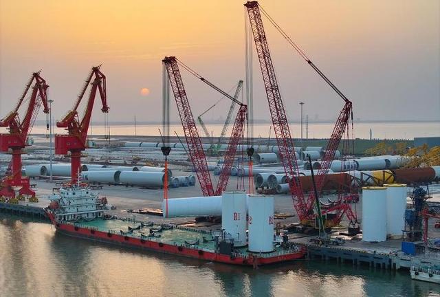 向綠向新,加快建設新型能源體系