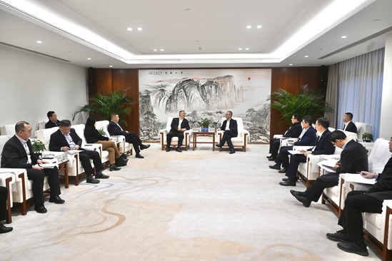中國電建黨委副書記、總經(jīng)理王斌與中國機電商會黨委書記、會長張鈺晶舉行會談