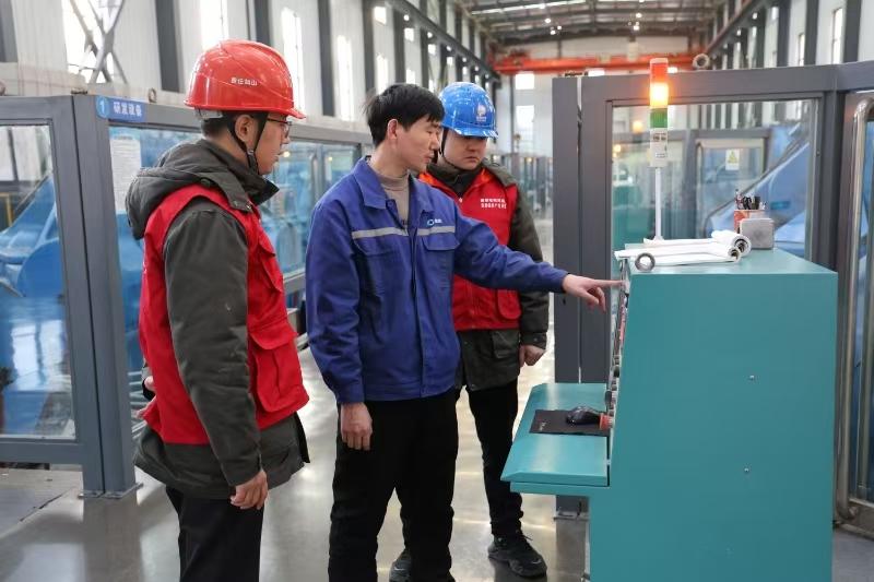 國(guó)網(wǎng)新安縣供電公司唱好服務(wù)曲，助企開(kāi)好局