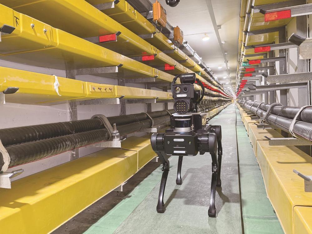 冀北地區(qū)電纜隧道內首次應用四足式機器人開展智能化、無人化巡檢